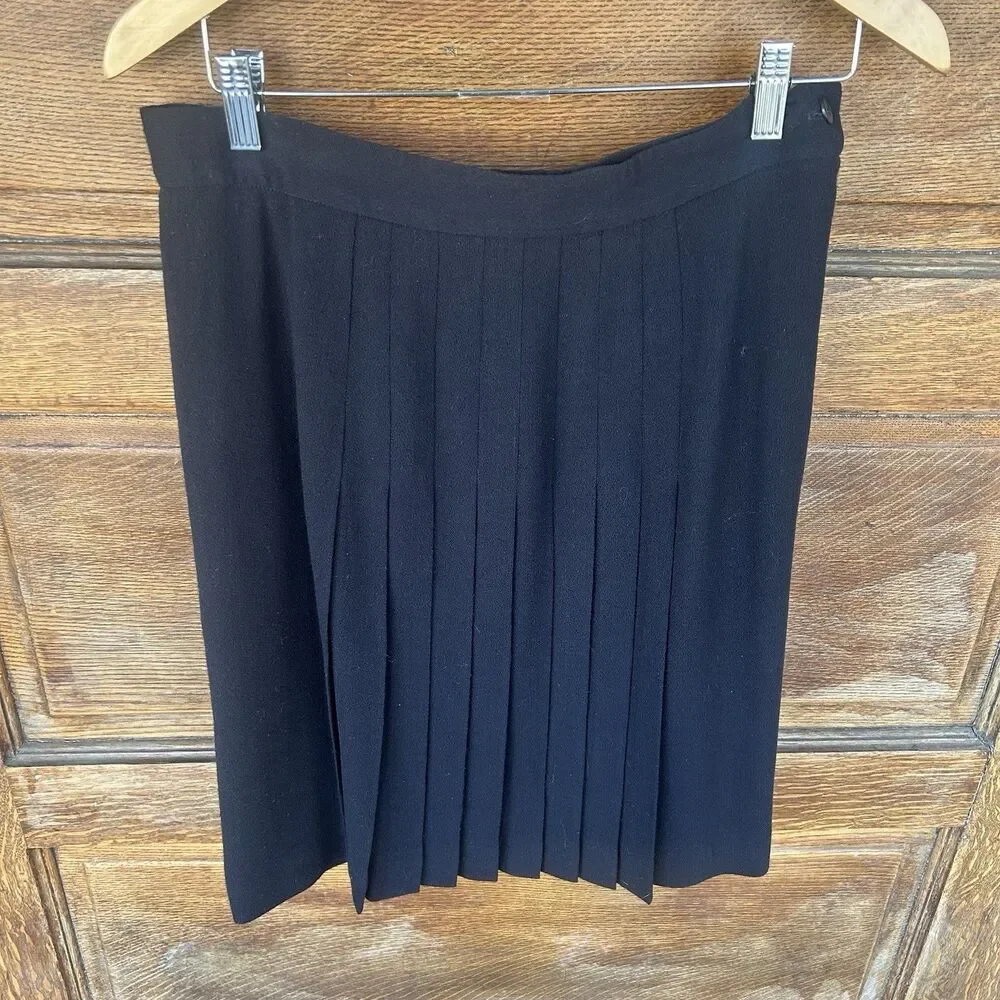 Vintage Black Wool Pleated Skirt Modern Sz 6 Vintage Sz 14